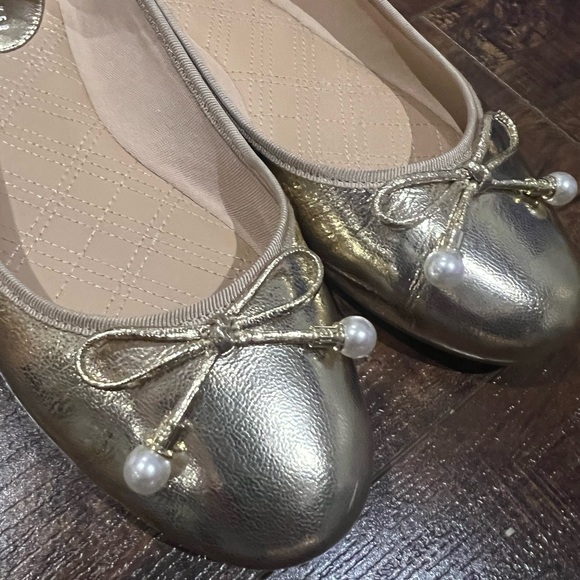 TED BAKER Golden Ballerina Pumps - Picture 5 of 12